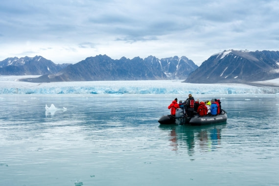 OEX-SP-GL-JM-SP_2022-018 © Geert Kroes - Oceanwide Expeditions.jpg