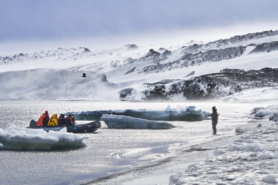 OTL28-23, Cape Evans_20230228_MLZ_5117 © Mike Louagie - Oceanwide Expeditions.jpg