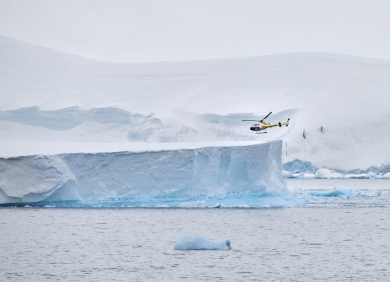 OTL28-23, Lallemand Fjord_20230314_MLZ_6774 © Mike Louagie - Oceanwide Expeditions.jpg