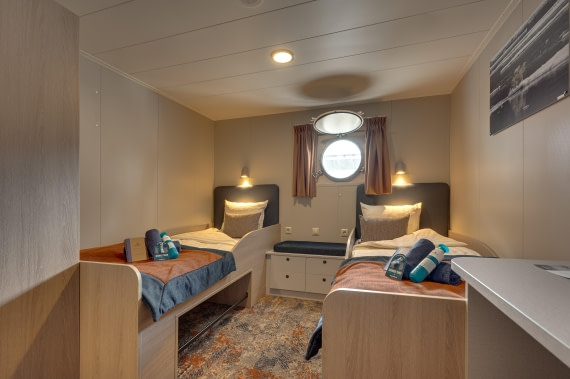 Plancius, Twin Porthole 3 © Joanke Louws - Oceanwide Expeditions.JPG