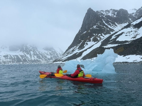 HDS02-25, Day 7, Kayaking © Unknown photographer - Oceanwide Expeditions.jpg
