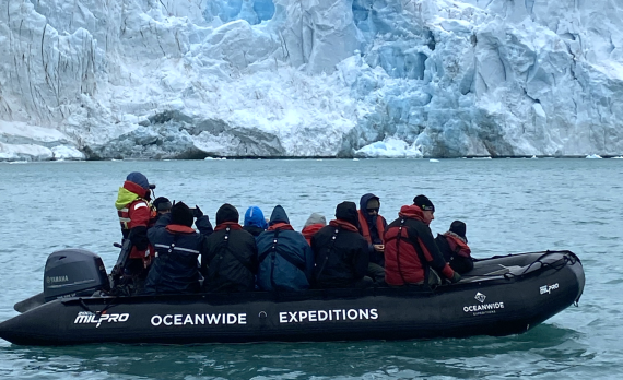 HDS02-25, Day 7, Zodiac cruise © Unknown photographer - Oceanwide Expeditions.png