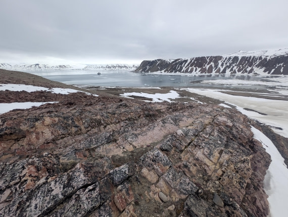 HDS03-25, Day 4, faksevagen © Unknown photographer - Oceanwide Expeditions.jpg