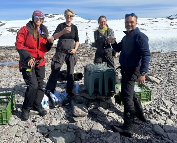 PLA05-25, Day 6, Hot chocolate © Unknown photographer - Oceanwide Expeditions.jpg