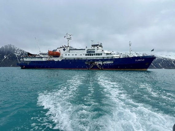 PLA05-25, Day 2, Plancius © Unknown photographer - Oceanwide Expeditions.jpg