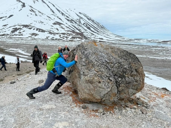 PLA05-25, Day 3, Guests © Unknown photographer - Oceanwide Expeditions.jpg