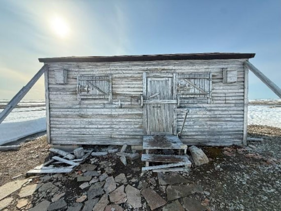 PLA05-25, Day 4, Kinnvika © Unknown photographer - Oceanwide Expeditions.jpg