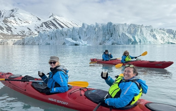 HDS04-25, Day 3, Kayaking © Unknown photographer - Oceanwide Expeditions.jpg