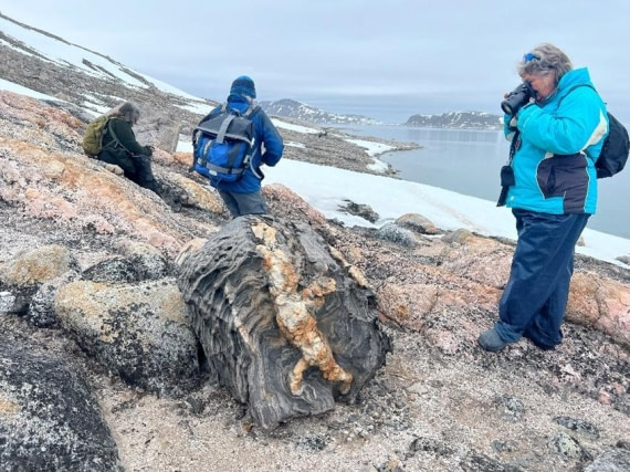 PLA06-25, Day 4, Guests © Unknown photographer - Oceanwide Expeditions.jpg