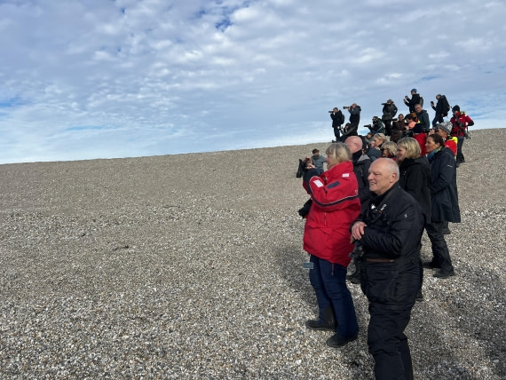 PLA09-25, Day 6, Torel_Elizabeth1 © Elizabeth Robinson - Oceanwide Expeditions.jpeg