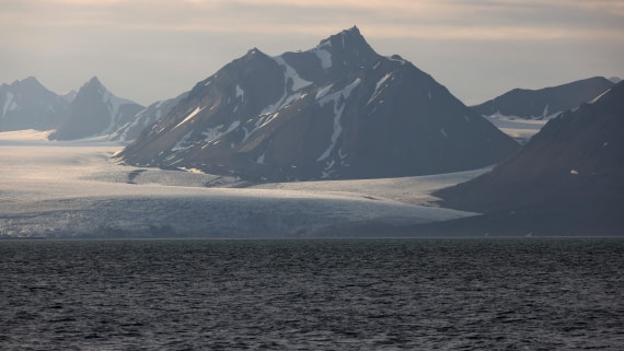 PLA09-25, Day 1, (5) © Regis Perdriat - Oceanwide Expeditions.jpg