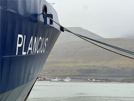 PLA11-25, Day 1, Plancius © Unknown photographer - Oceanwide Expeditions.jpg