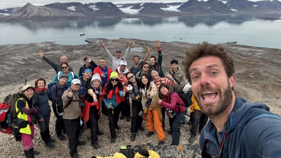 HDS11-25, Day 2, LonghikeNewLOndonseflie.JPG © Meike Sjoer - Oceanwide Expeditions.JPG