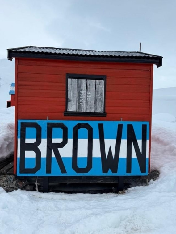 HDS22-25, Day 7, Brown Station © Unknown photographer - Oceanwide Expeditions.jpg