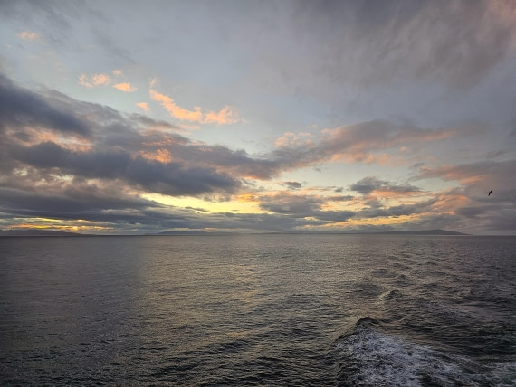 OTL22-25, Day 1, 20251111_205713.jpg © Saskia van der Meij - Oceanwide Expeditions.jpg