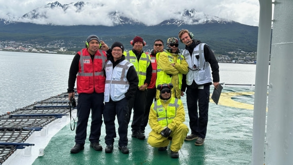 OTL22-25, Day 1, IMG_6478.jpeg © Allan White - Oceanwide Expeditions.jpeg