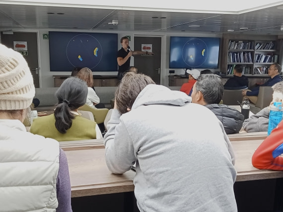 OTL22-25, Day 9, IMG20251119094840.jpg © Sam Bamford - Oceanwide Expeditions.jpg