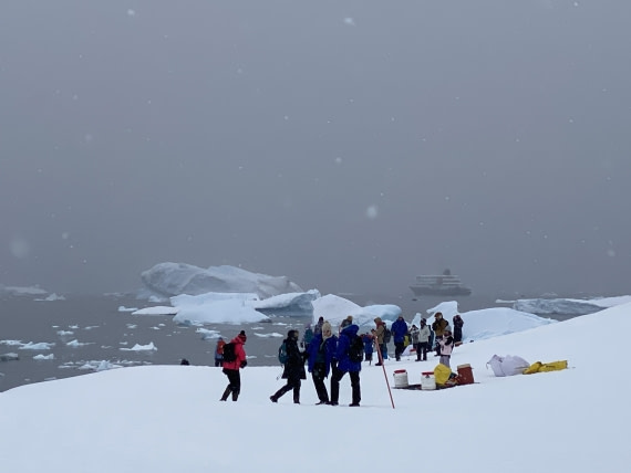 HDS23-25, Day 4, IMG_7505 © Unknown photographer - Oceanwide Expeditions.JPG