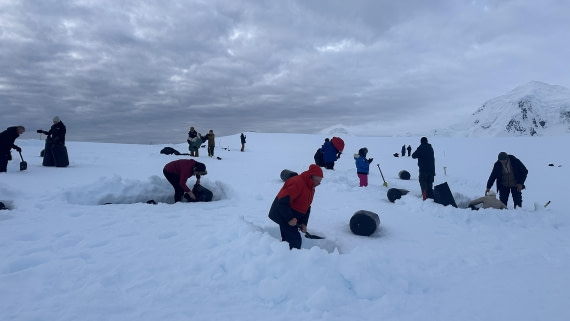 HDS23-25, Day 4, IMG_8540 © Unknown photographer - Oceanwide Expeditions.JPG