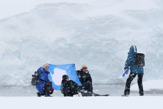 HDS23-25, Day 4, P1022802 © Unknown photographer - Oceanwide Expeditions.JPG