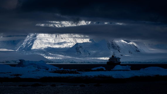 HDS23-25, Day 5, RLO_6345 © Alexander Romanovskiy - Oceanwide Expeditions.jpg