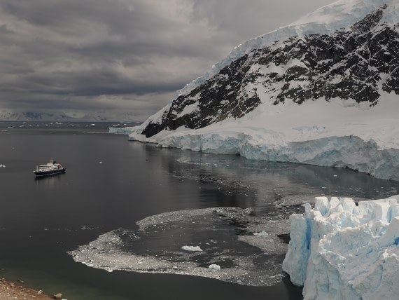 HDS23-25, Day 7, APMG6406 © Andy Perkins - Oceanwide Expeditions.JPG