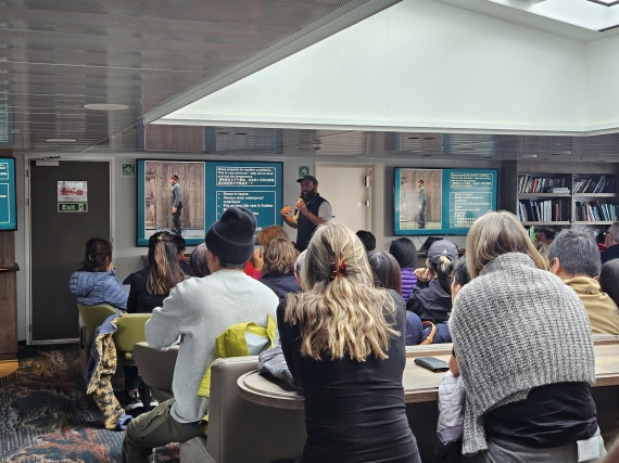 OTL24-25, Day 1, 20251201_182409.jpg © Saskia van der Meij - Oceanwide Expeditions.jpg