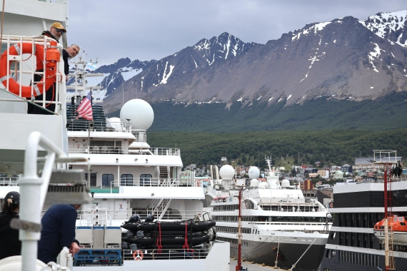 OTL24-25, Day 1, IMG_7328.JPG © Beth Hitchcock - Oceanwide Expeditions.JPG