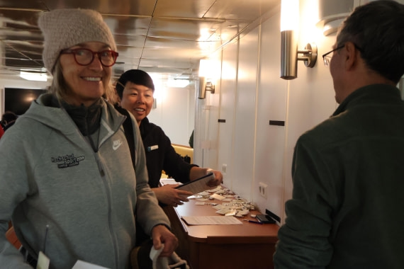 OTL24-25, Day 2, IMG_7398.JPG © Beth Hitchcock - Oceanwide Expeditions.JPG