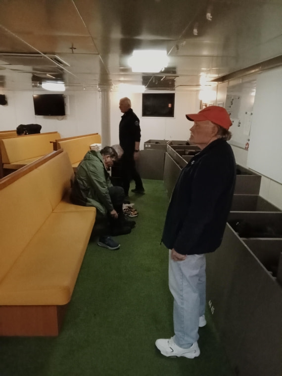 OTL24-25, Day 2, IMG20251202134435.jpg © Sam Bamford - Oceanwide Expeditions.jpg