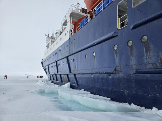 OTL24-25, Day 4, 20251204_181536.jpg © Saskia van der Meij - Oceanwide Expeditions.jpg