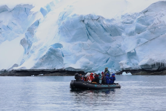 OTL24-25, Day 4, IMG_7675.JPG © Beth Hitchcock - Oceanwide Expeditions.JPG