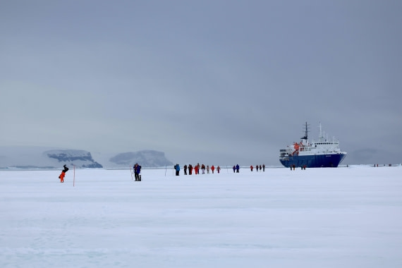 OTL24-25, Day 4, IMG_7751.JPG © Beth Hitchcock - Oceanwide Expeditions.JPG