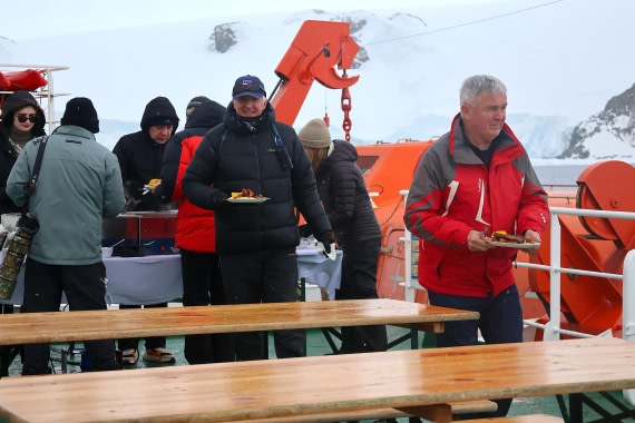 OTL24-25, Day 6, IMG_8047.JPG © Beth Hitchcock - Oceanwide Expeditions.JPG