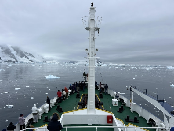 PLA25-26, Day 5, IMG_0270.jpeg © Katlyn Taylor - Oceanwide Expeditions.jpeg