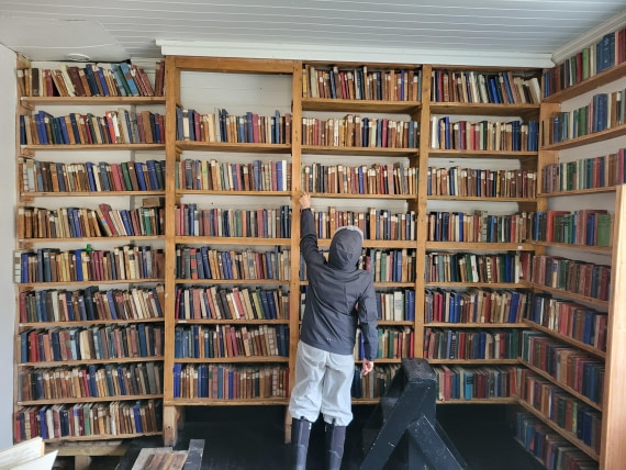 Found an old book in an old old old library in Grytviken Church.