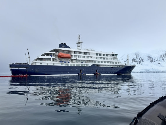 HDS26-26, Day 4, IMG_9886 © Unknown photographer - Oceanwide Expeditions.JPG