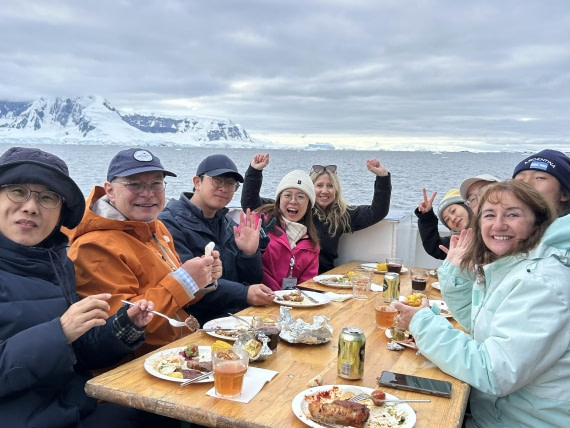 PLA26-26, Day 7, IMG_0731 2.jpeg © Unknown Photographer - Oceanwide Expeditions.jpeg