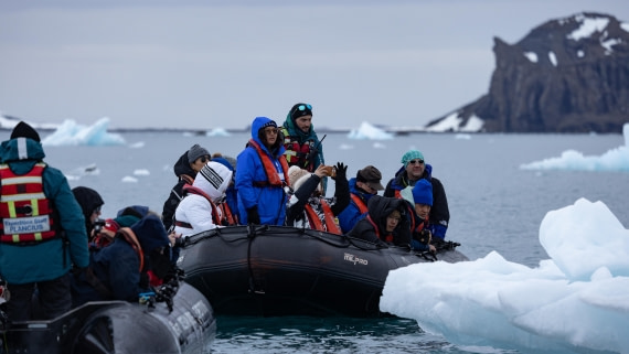 PLA26-26, Day 8, 4Q9A0196.jpg © Unknown Photographer - Oceanwide Expeditions.jpg