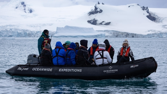 PLA26-26, Day 8, 4Q9A0215.jpg © Unknown Photographer - Oceanwide Expeditions.jpg