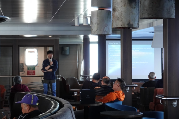 HDS27-26, Day 2, DSC04302 © Unknown photographer - Oceanwide Expeditions.JPG