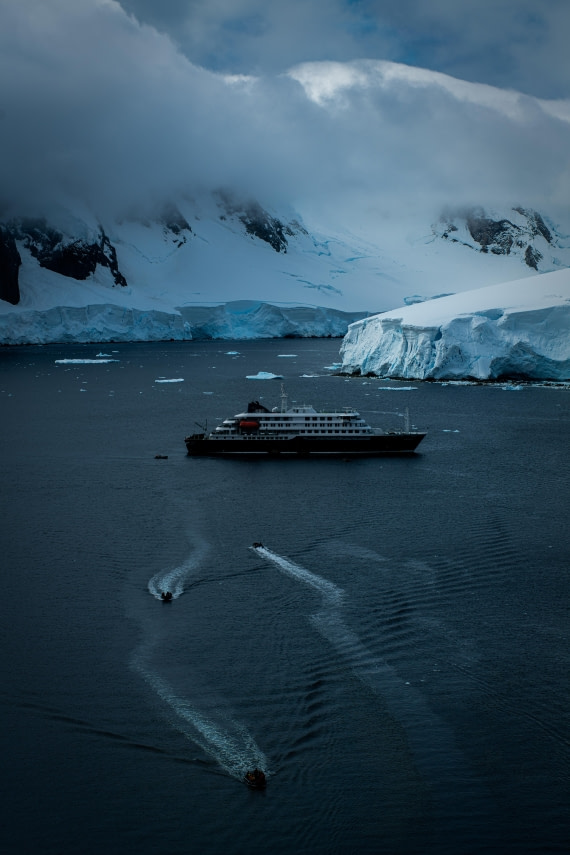 HDS27-26, Day 4, Sasha_-_HDS27-26_-_021 © Alexander Romanovskiy - Oceanwide Expeditions.jpg