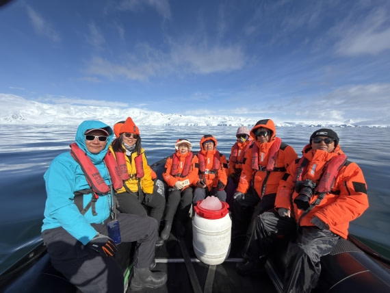 HDS27-26, Day 5, IMG_3214 © Unknown photographer - Oceanwide Expeditions.JPG