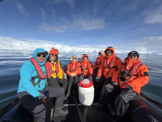 HDS27-26, Day 5, IMG_3215 © Unknown photographer - Oceanwide Expeditions.JPG