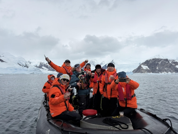 HDS27-26, Day 5, IMG_3241 © Unknown photographer - Oceanwide Expeditions.JPG