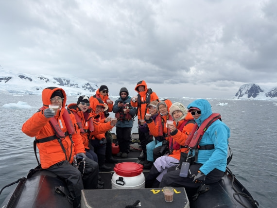 HDS27-26, Day 5, IMG_3247 © Unknown photographer - Oceanwide Expeditions.JPG