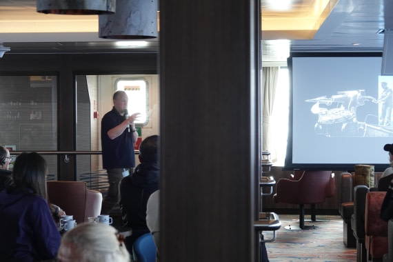 HDS27-26, Day 9, DSC04630 © Unknown photographer - Oceanwide Expeditions.JPG