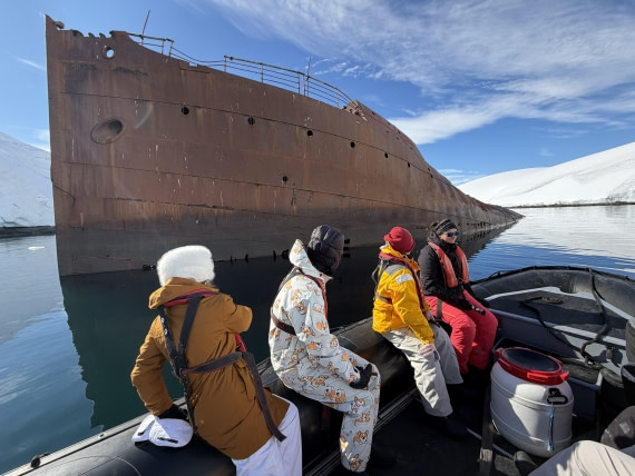 PLA28-26, Day 7, governoren © Unknown photographer - Oceanwide Expeditions.jpg