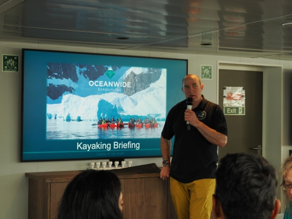 OTL30b26, Day 2, APMG8747.JPG © Andy Perkins - Oceanwide Expeditions.JPG