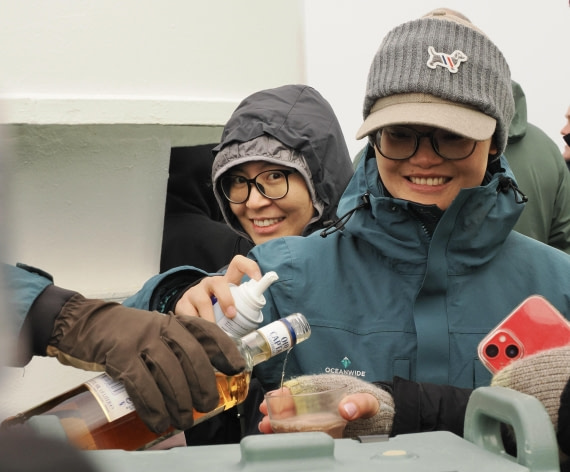 OTL30b26, Day 4, APMG8961.JPG © Andy Perkins - Oceanwide Expeditions.JPG